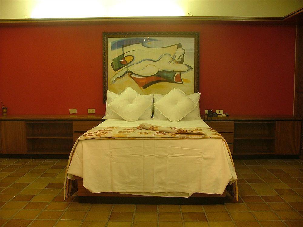 Hotel Tres Palmeiras Gravata (Gravata, Pernambuco)